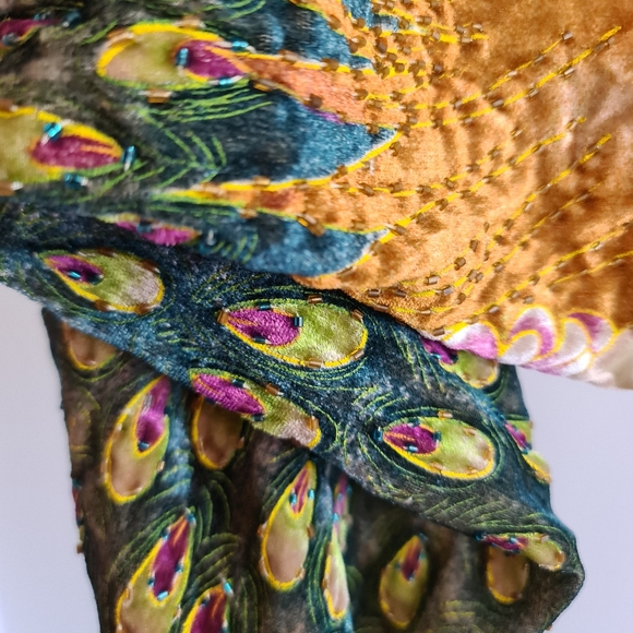 πVelvet Beaded Cape Sleeve Top Cardigan Shawl Peacock - Picture 3 of 5